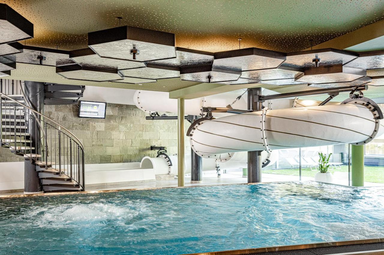 Alpine Luxury Spa Resort Schwarzenstein Lutago Exterior foto